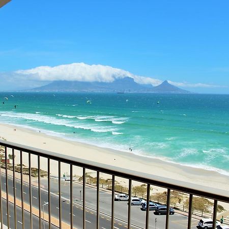 Blouberg Beachfront Apartment Блуберґстранд Екстер'єр фото