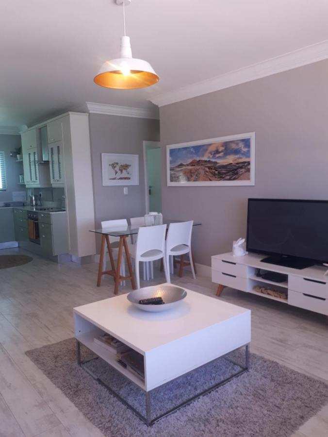 Blouberg Beachfront Apartment Блуберґстранд Екстер'єр фото