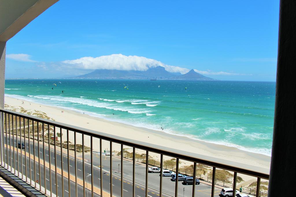 Blouberg Beachfront Apartment Блуберґстранд Екстер'єр фото