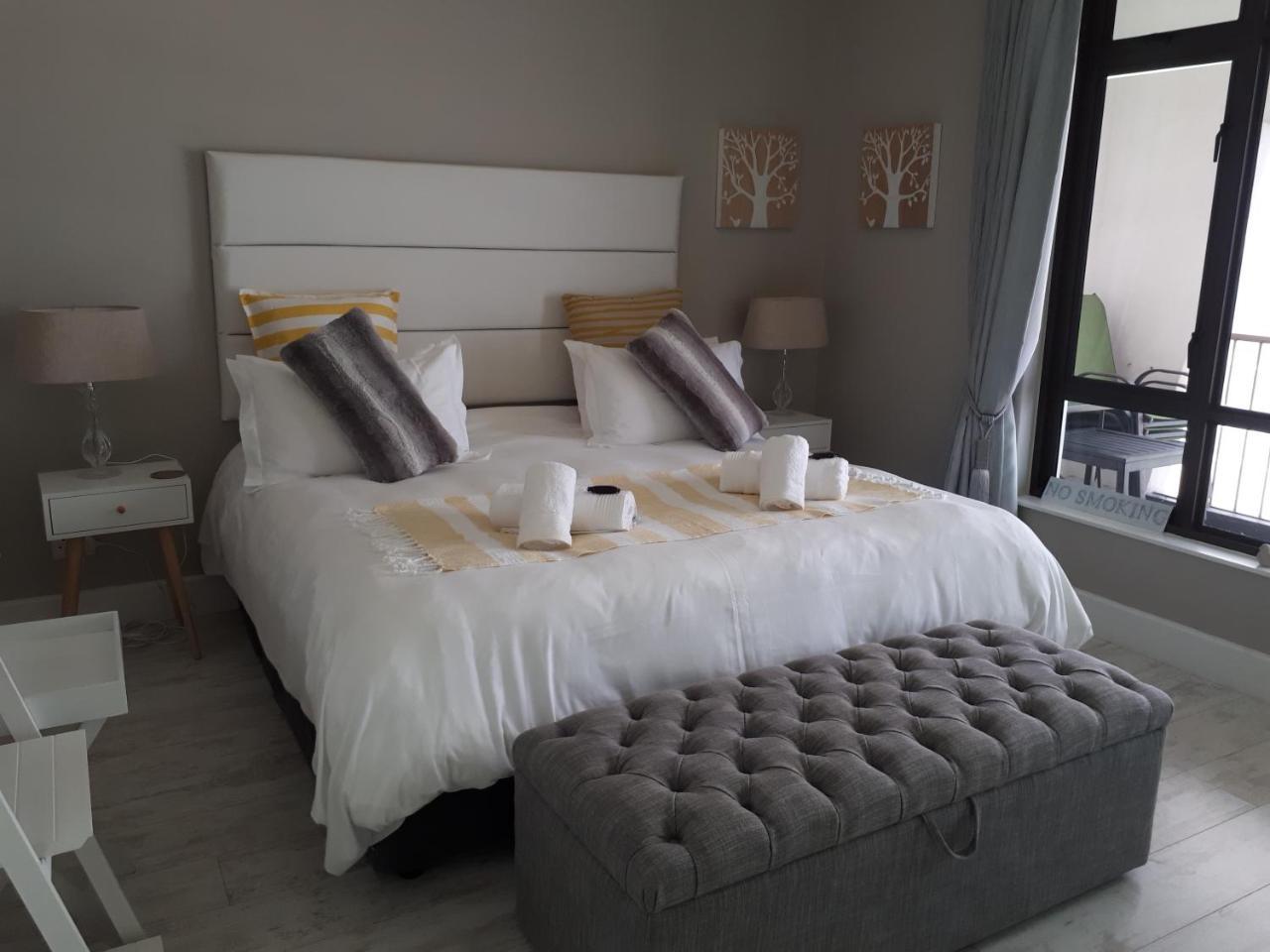 Blouberg Beachfront Apartment Блуберґстранд Екстер'єр фото